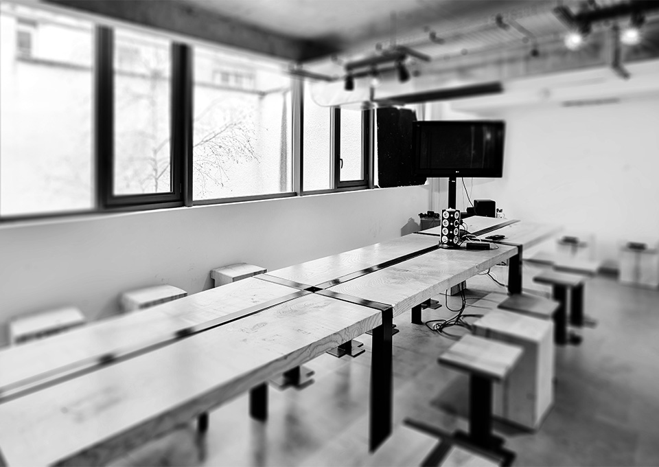 Alo agences, communication à Lyon - Salle de réunion agence